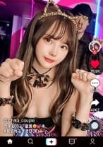 【寝取られ爆ぜろリア充カップル！自慢の神カワ彼女が他人にNTR即パコ中出し！】シリーズ初カップル系T★kT●ker参戦！性欲激強カノジョが早漏カレシに不満爆発！見せつけイチャラブSEXからのNTR生パコに発展！ビックンビックン敏感スレンダーBODYがうねる！奥突き激ピスFUCK！！生で感じる他人棒に壮絶エクスタシ―！彼氏の目の前で中出しざんまい！ IKINARI NETORARE INRAN GIRL【なまハメT☆kTok Report.38】