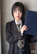 貧乳ショートカットの裏垢女子と初対面デートからの記念ハメ撮りしちゃいました