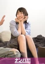 年上男性大好き美女がついてきてくれた！ 就職活動中で、企業を探している最中だが、男性も募集中の色白スレンダー大学生！ どんどん本性の淫乱ぶりが炸裂する彼女にナンパ師の股間も暴発寸前に！もっとやりたいと思える日だった。 百戦錬磨のナンパ師のヤリ部屋で、連れ込みSEX隠し撮り 420