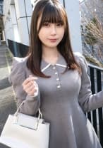 激美女地下アイドルの久々セックス！！華奢な身体をビクビク跳ねらせ、アイドルらしからぬ喘ぎ声を上げる淫乱模様！！愛液をドバドバ垂らし、ライブ中では絶対に見せないおマンコ大開脚で興奮度マックスの淫乱アイドルに、手マンとクンニの二刀流で応戦！！手マンされながらアイドルの自己紹介をさせられ、アイドルの自分と淫乱な自分をグチャグチャにかき回されて豪快に潮吹き大噴射！！久々のセックスで初めての巨根を食レポフェラ！！そのまま巨根丸飲み正常位で豪快にイキ散らかす淫乱アイドル！！ベッドの上で乱れる様はもはやアイドルではない！！ただ一匹のメスだ！！【初撮り】ネットでAV応募→AV体験撮影 2364